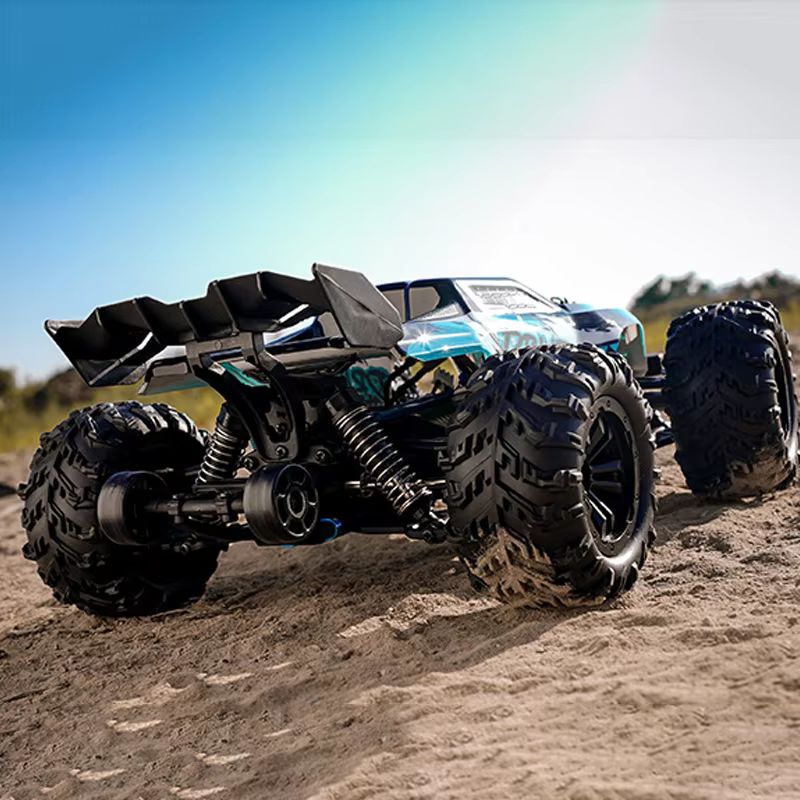 Scy 16102 Pro 1:16 70km/h 4WD  - Rc Hobby Light のレビューと価格